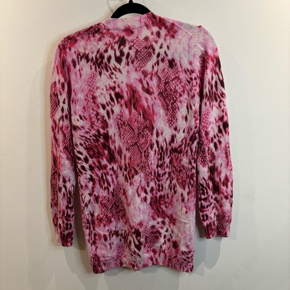 DIANE VON FURSTENBERG  Sz M 100% Cashmere Animal Print Button Up Cardigan - Picture 3 of 8